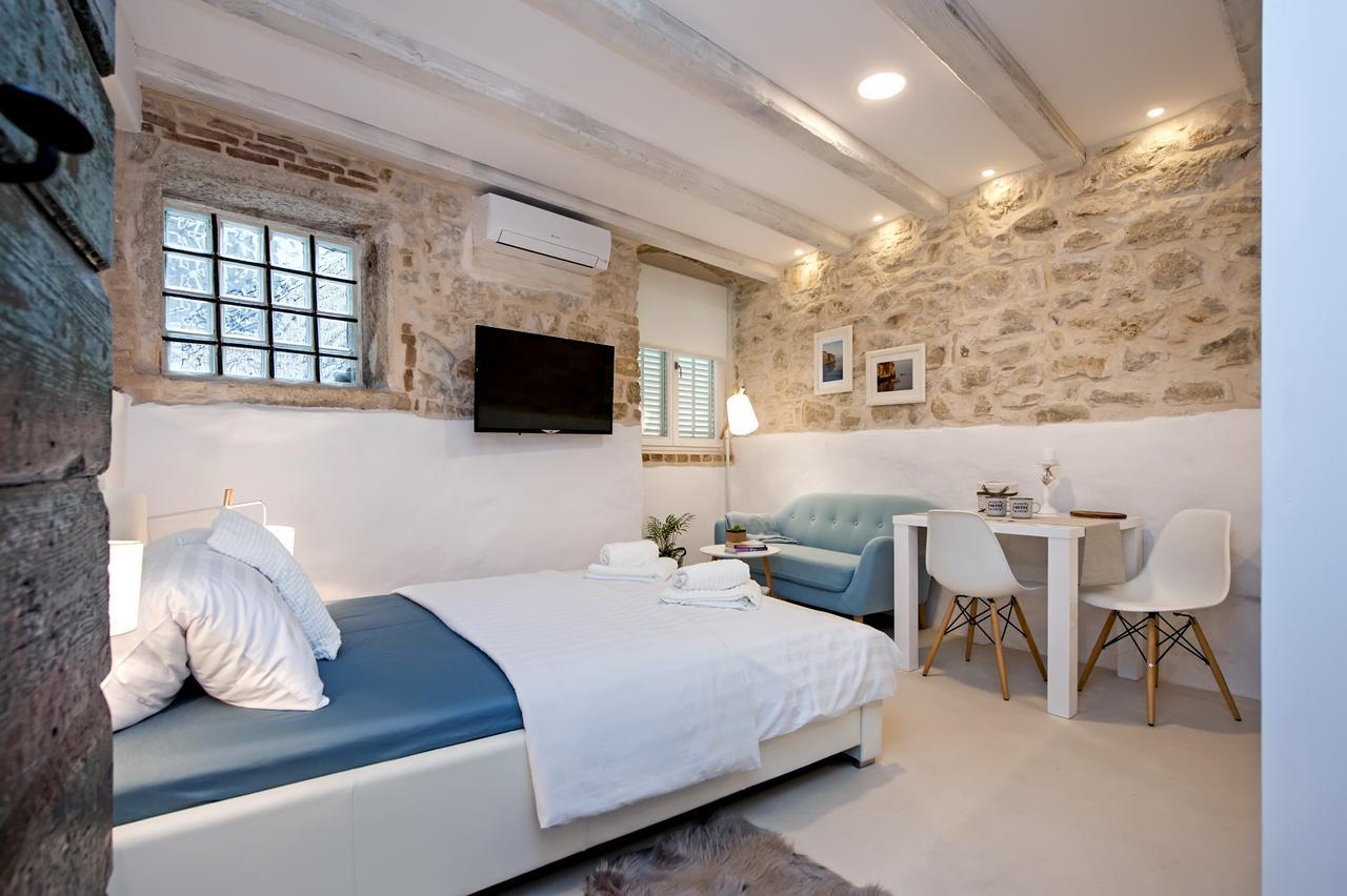 Luna Rooms And Studios Ρόβινι Εξωτερικό φωτογραφία
