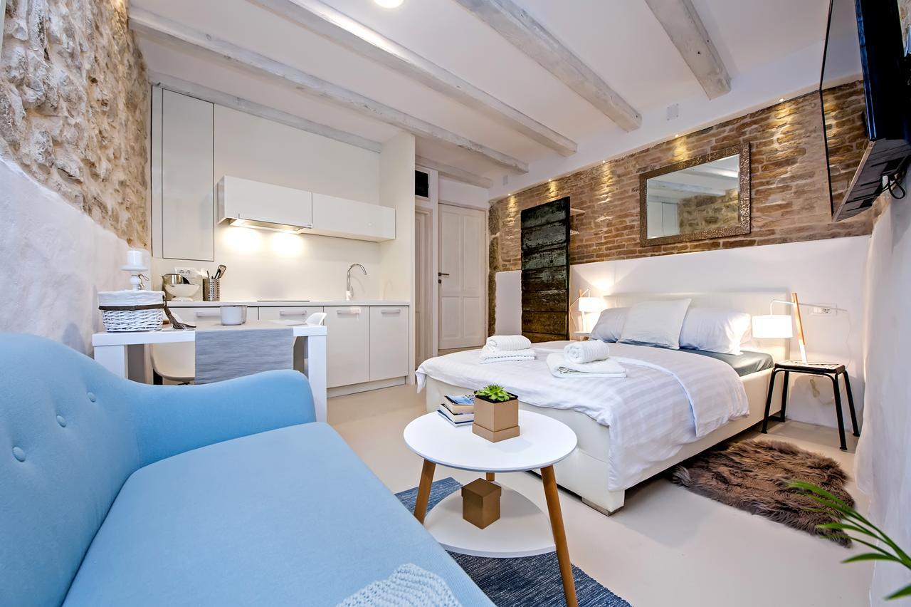 Luna Rooms And Studios Ρόβινι Εξωτερικό φωτογραφία