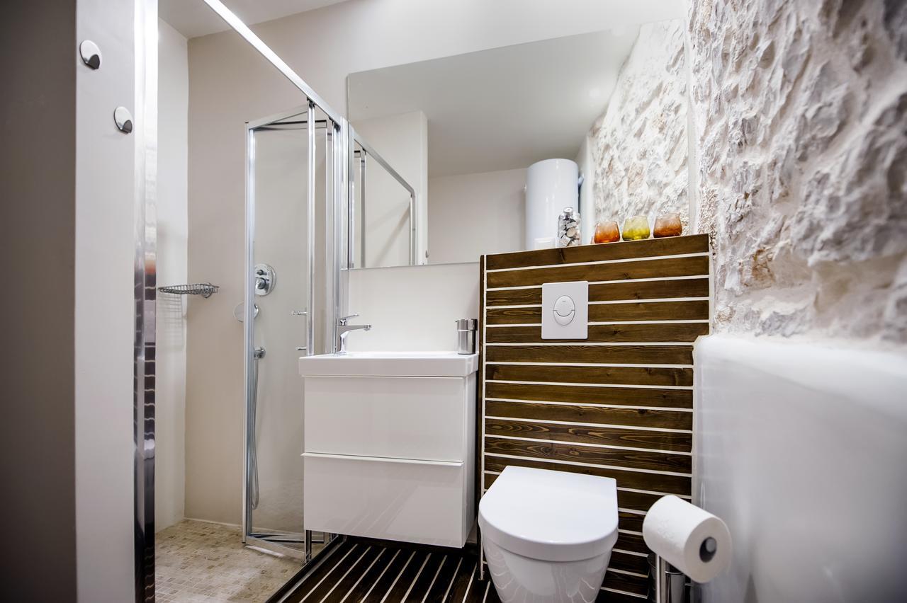 Luna Rooms And Studios Ρόβινι Εξωτερικό φωτογραφία