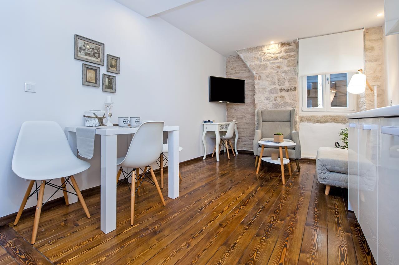 Luna Rooms And Studios Ρόβινι Εξωτερικό φωτογραφία