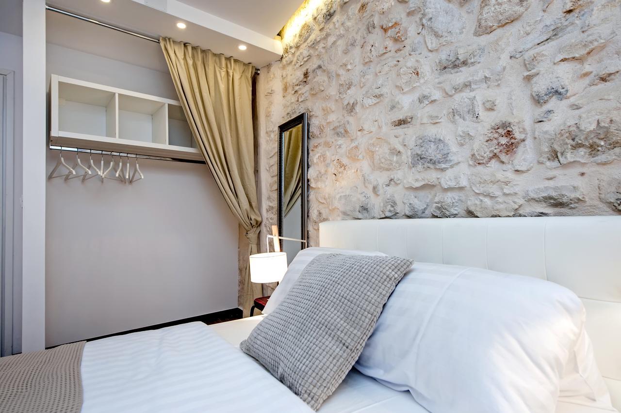 Luna Rooms And Studios Ρόβινι Εξωτερικό φωτογραφία