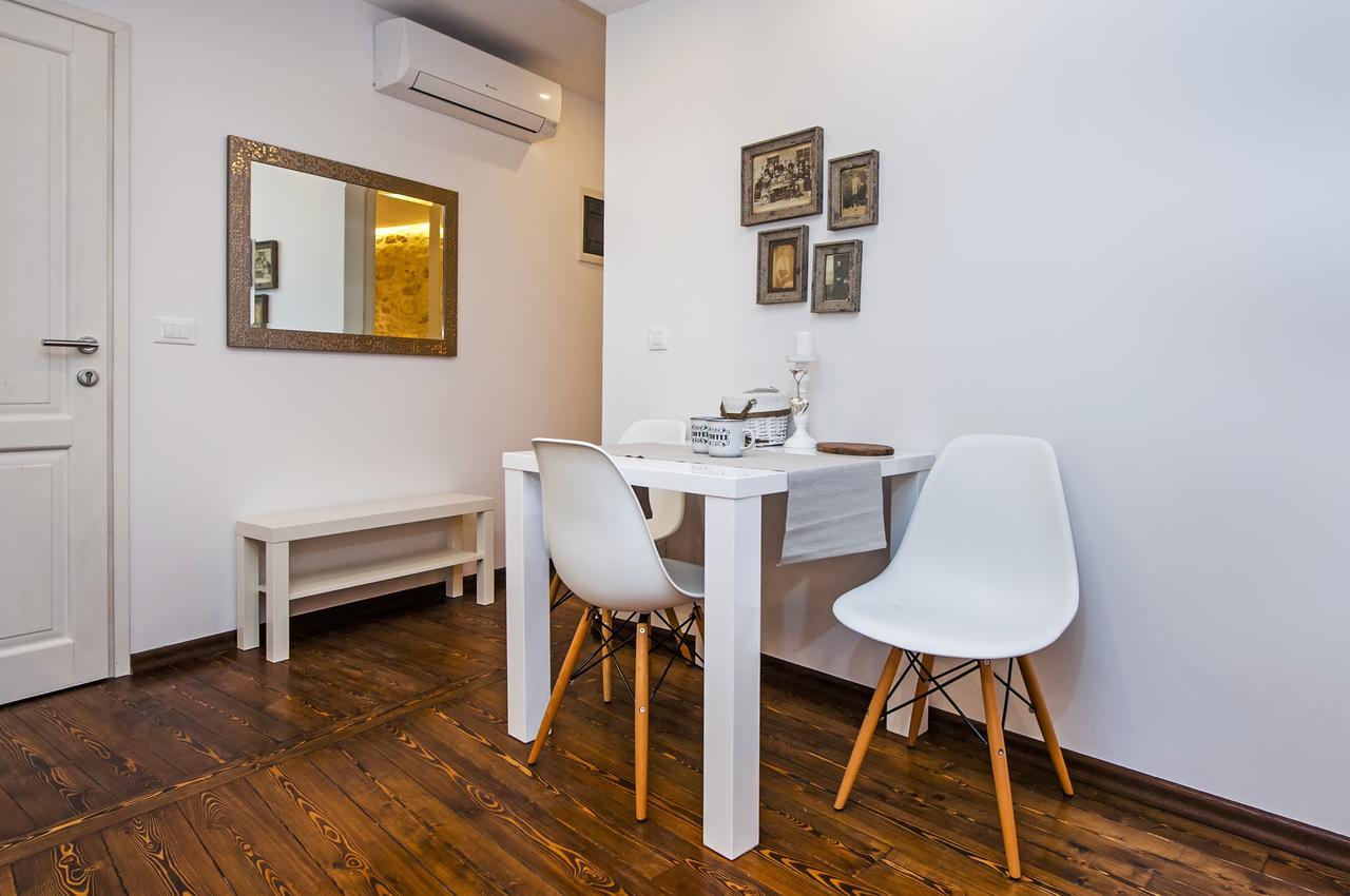 Luna Rooms And Studios Ρόβινι Εξωτερικό φωτογραφία