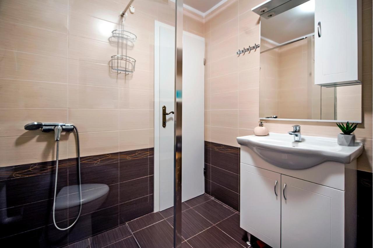 Luna Rooms And Studios Ρόβινι Εξωτερικό φωτογραφία